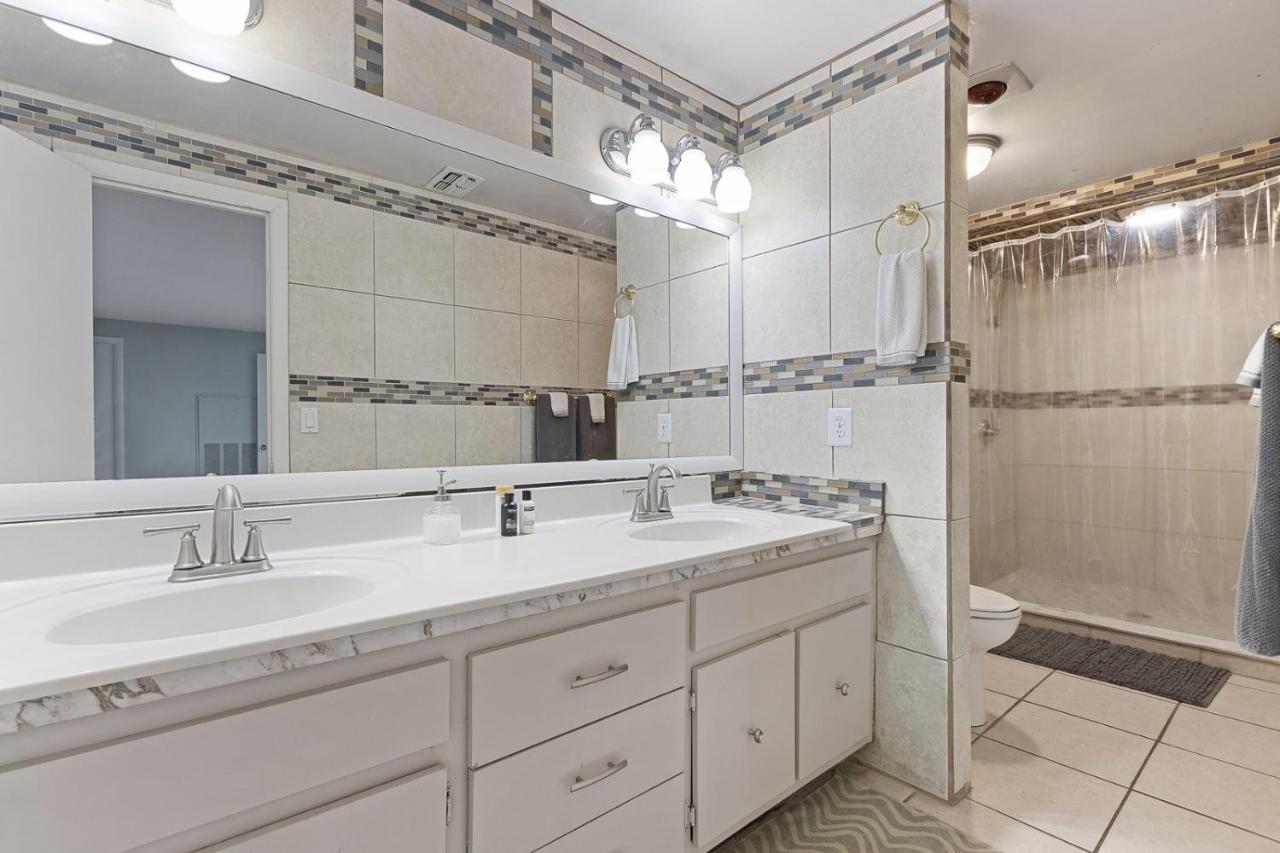 Spacious Lakefront House With Pool, Hottub, & Boating Orlando Exterior foto